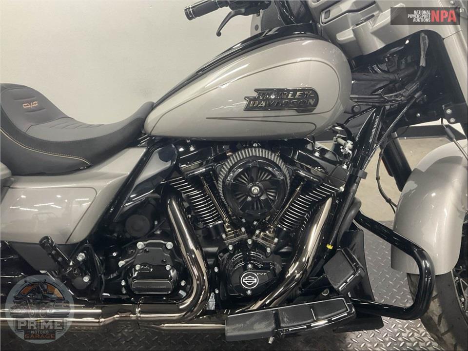 2023 Harley-Davidson FLHXSE CVO STREET GLIDE — фото 6