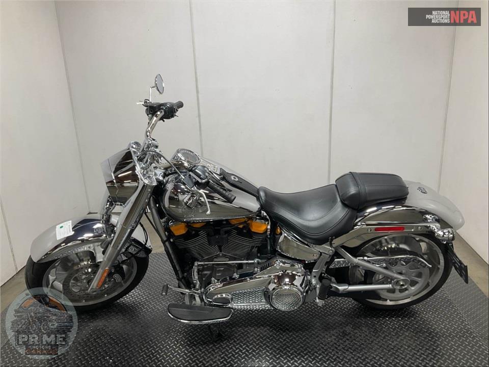 2025 Harley-Davidson FLSTFI SOFTAIL FAT BOY GRAY GHOST — фото 3