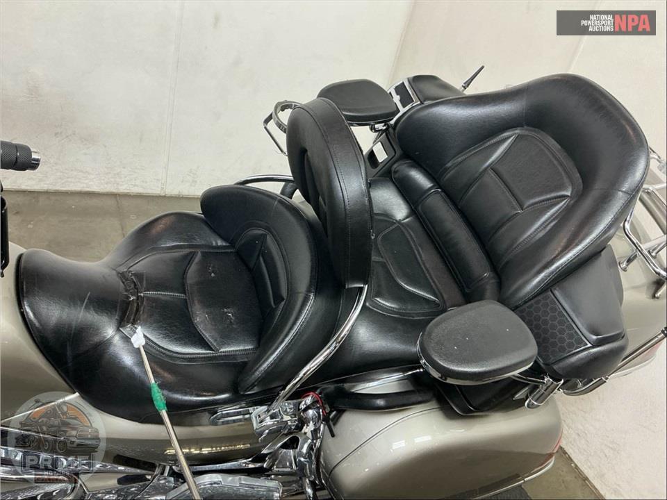 2002 Honda GL18002 GOLDWING — фото 36