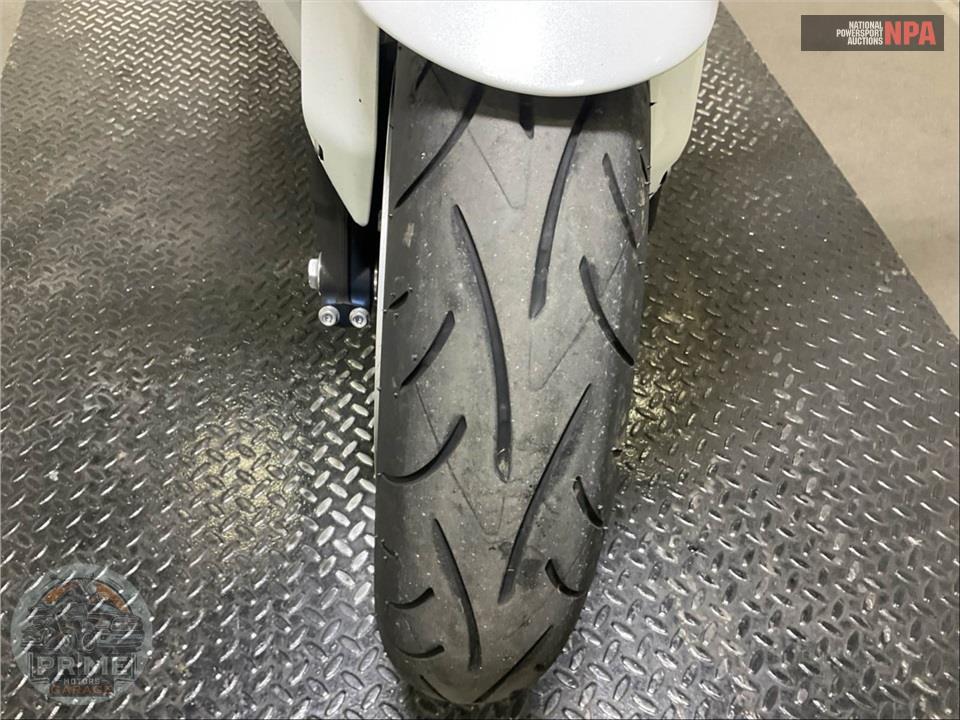 2025 Honda CBR1000RR — фото 12