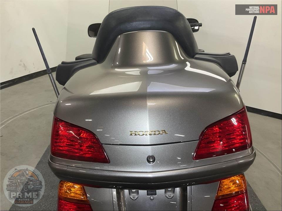2004 Honda GL18004 GOLDWING — фото 17