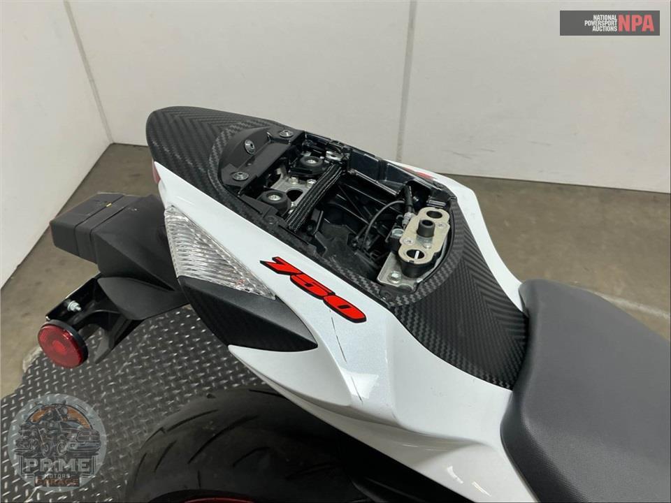 2025 Suzuki GSX-R750M5 — фото 27