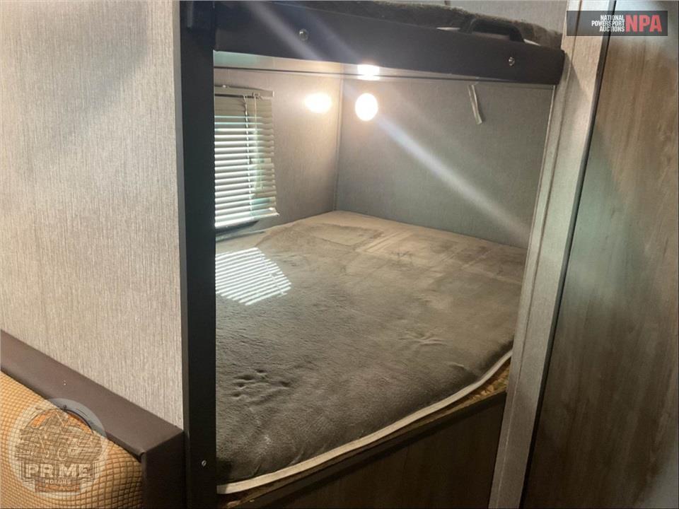 2019 Coleman By Dutchmen M-2125BH - LIGHT LX SERIES — фото 15