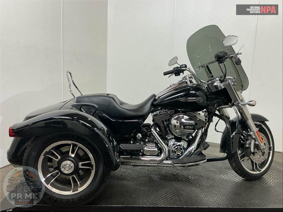 2016 Harley-Davidson FLRT FREEWHEELER — фото 1
