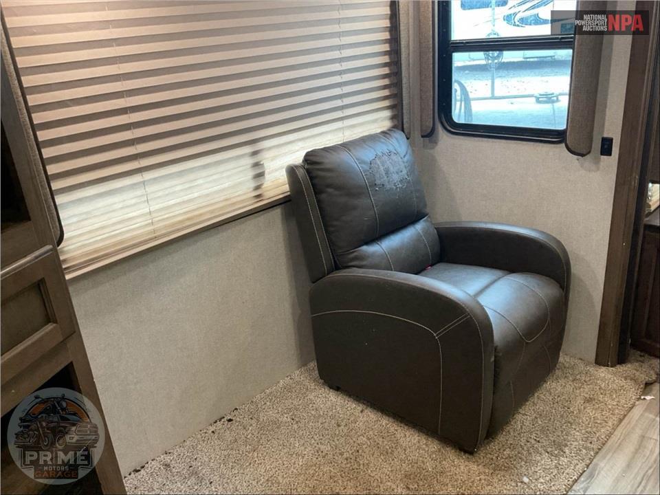 2018 Keystone Rv M-28 SGS - COUGAR FIFTH WHEEL SERIES — фото 11