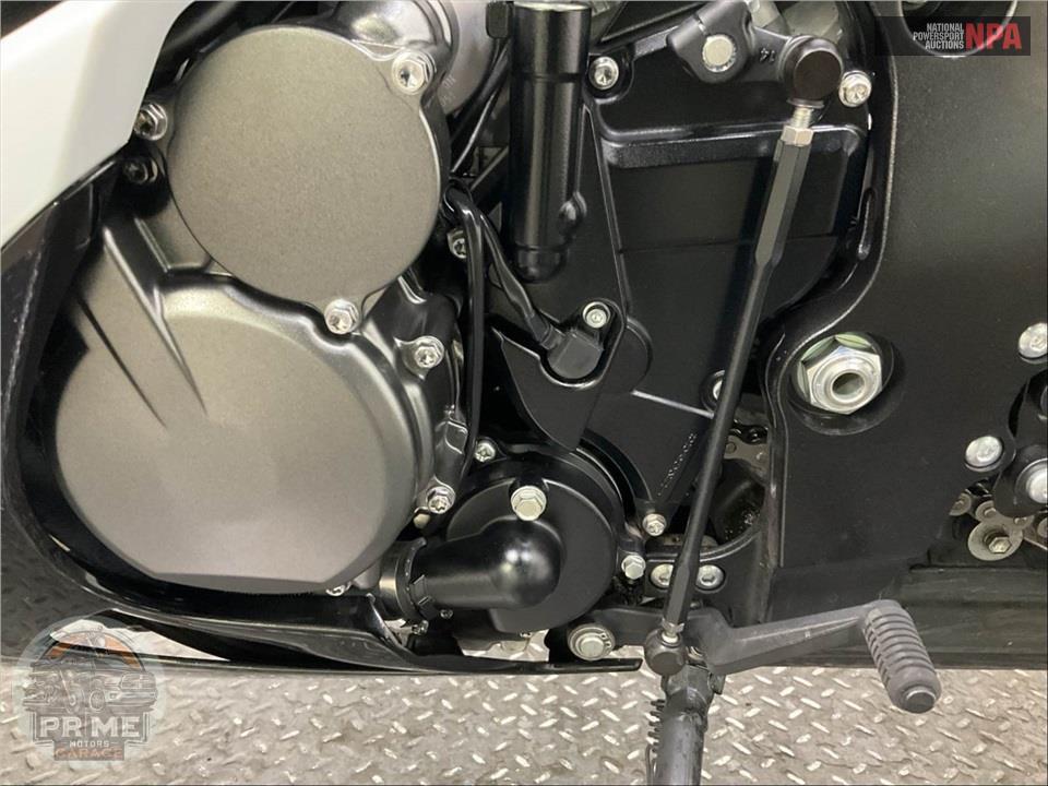 2026 Suzuki GSX-R600ZM6 40TH ANNIVERSARY EDITION — фото 10