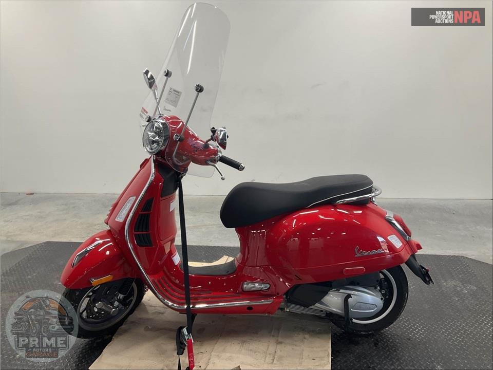 2024 Vespa GTS SUPER 300 — фото 3