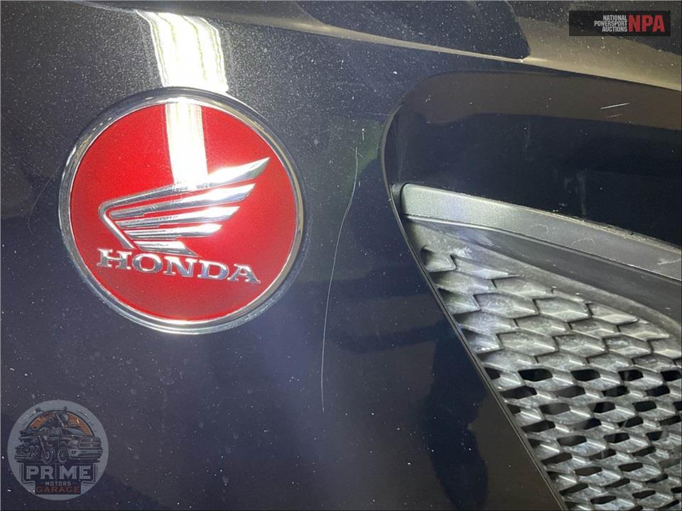 2019 Honda GL1800D GOLDWING TOUR DCT (BLACK) — фото 21