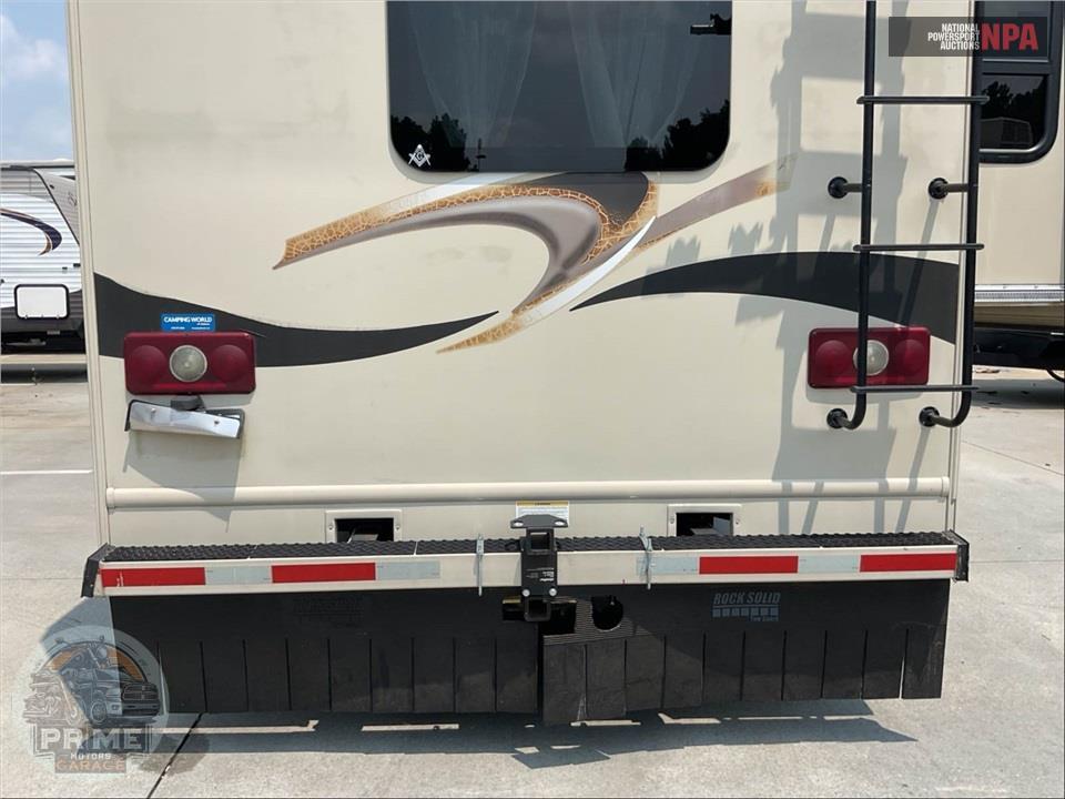 2016 Thor Motor Coach M-31L E450-V10 - CHATEAU SERIES — фото 76