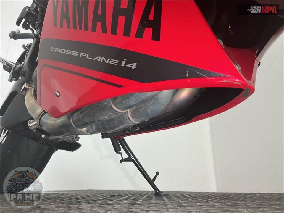 2014 Yamaha YZF-R1 (RAPID RED/MATTE GRAY) — фото 12