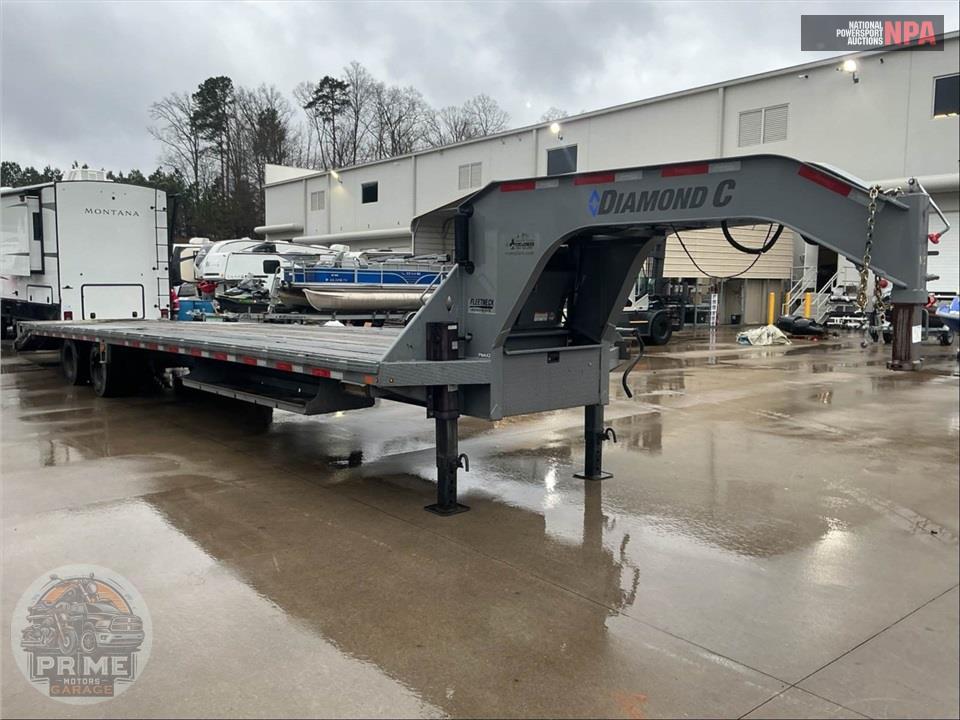 2022 Diamond C Trailers FMAX212 — фото 1