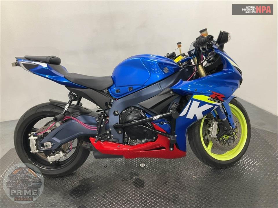 2011 Suzuki GSX-R750L1 — фото 1