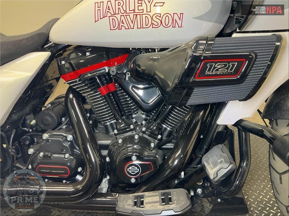2024 Harley-Davidson FLTRXSTSE CVO ROAD GLIDE ST — фото 6