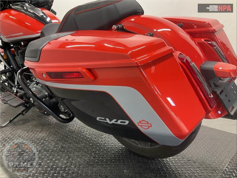 2024 Harley-Davidson FLTRXSE CVO ROAD GLIDE — фото 15