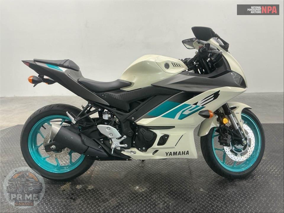 2024 Yamaha YZF-R3 — фото 1