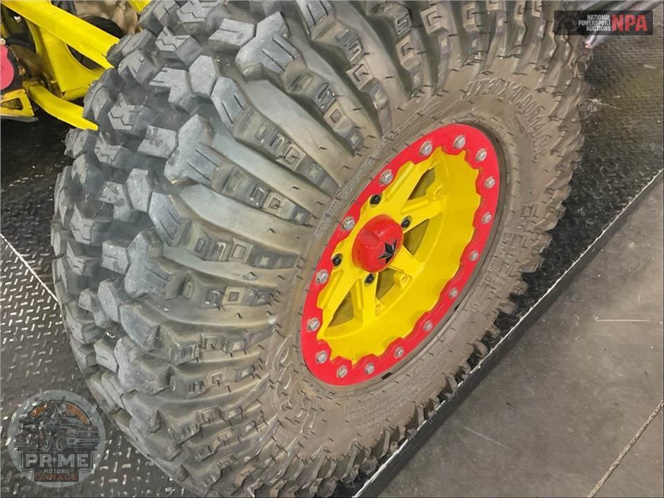 2018 Can-Am MAVERICK X3 X MR TURBO R — фото 30