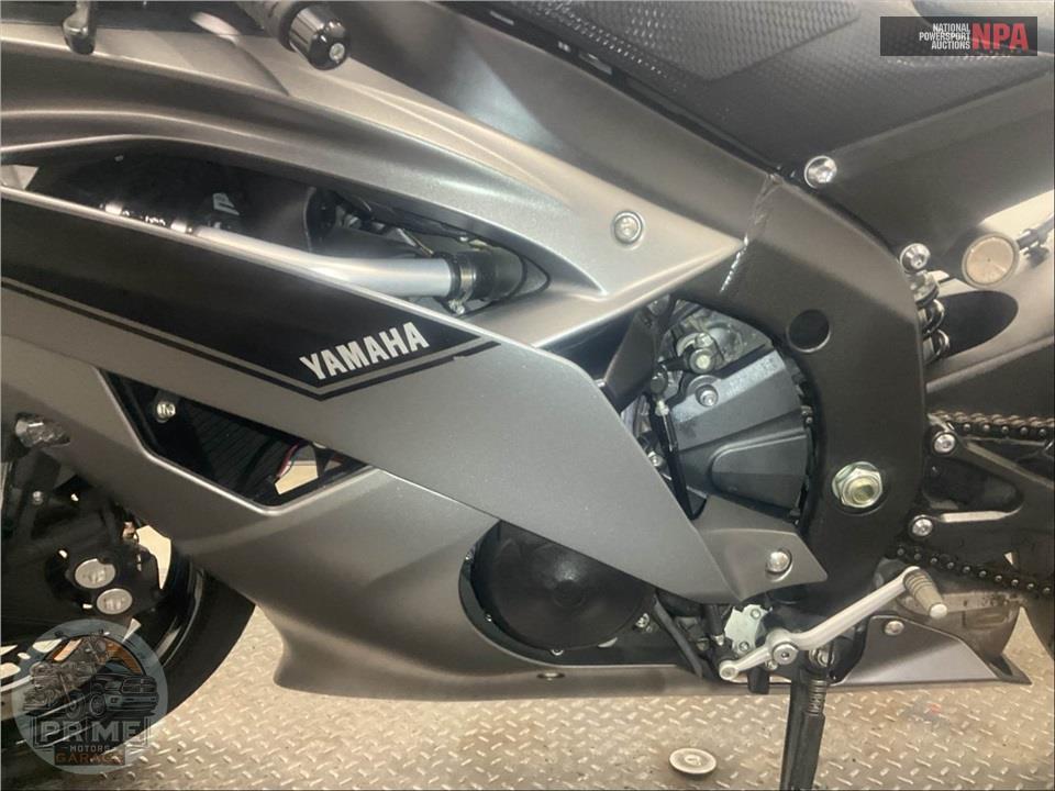 2016 Yamaha YZF-R6 (MATTE GRAY) — фото 7