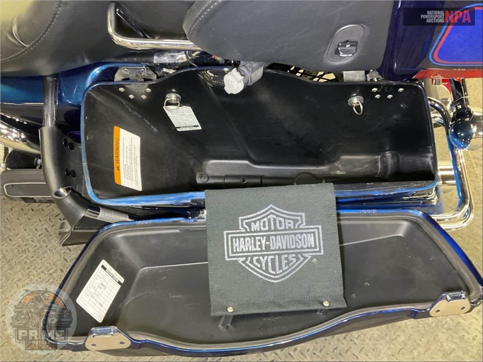 2004 Harley-Davidson FLHTCUI ULTRA CLASSIC ELECTRA GLIDE — фото 23