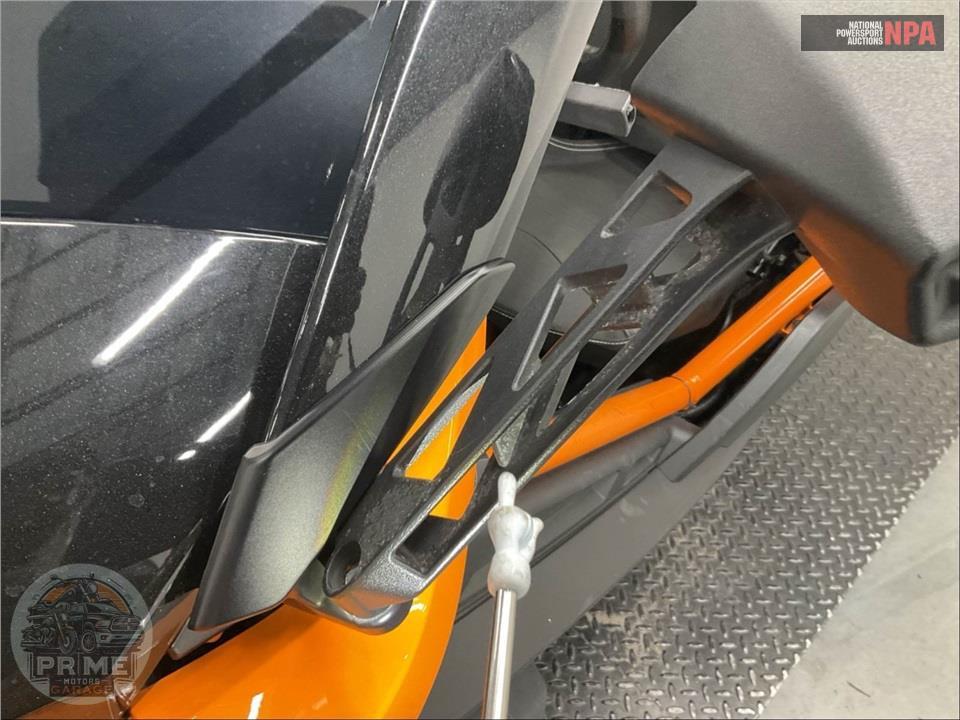 2019 Polaris SLINGSHOT SLR — фото 16