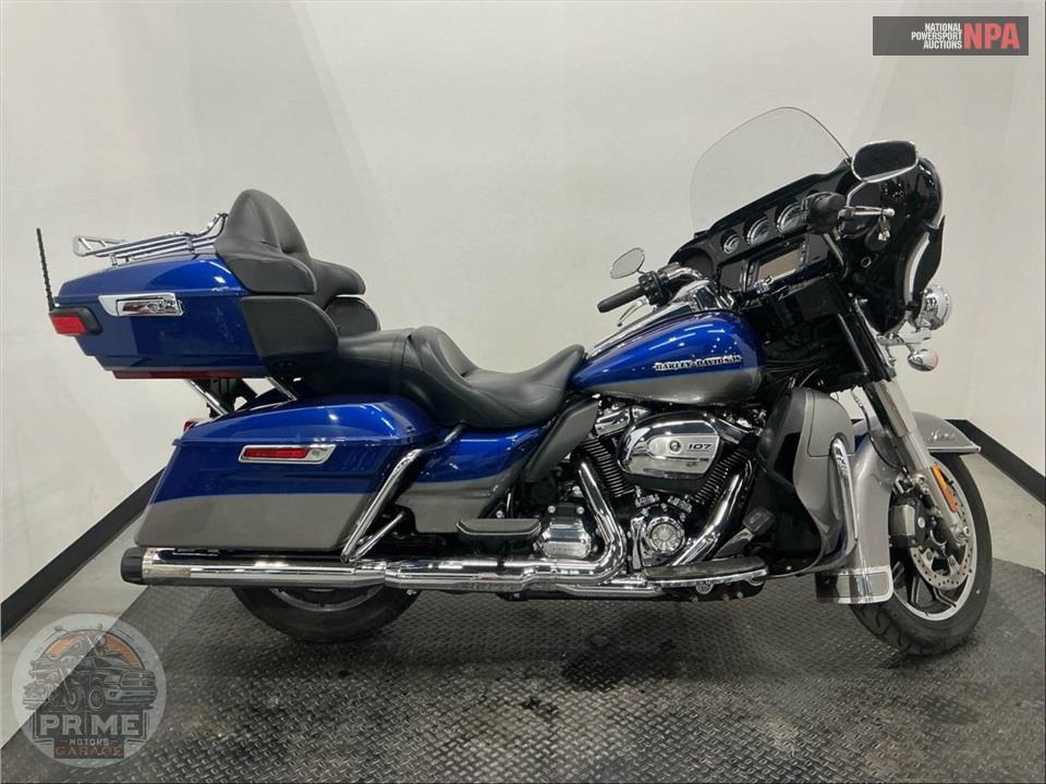 2017 Harley-Davidson FLHTK ULTRA LIMITED — фото 1