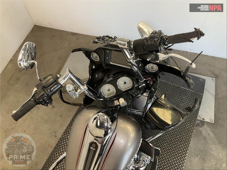 2017 Harley-Davidson FLTRXS ROAD GLIDE SPECIAL — фото 36