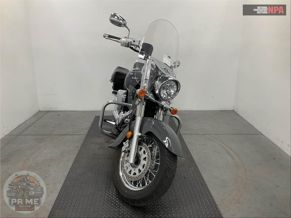 2025 Suzuki VL800M5 BOULEVARD  C50 — фото 2
