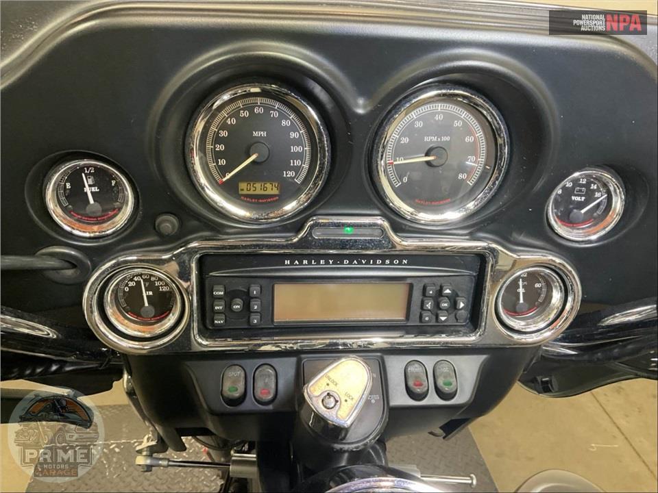 2011 Harley-Davidson FLHTCUTG TRIGLIDE UL CLSC — фото 5