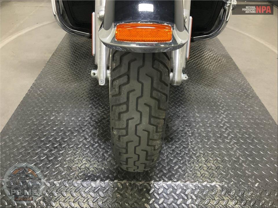 2019 Harley-Davidson FLHTCUTG TRI GLIDE ULTRA — фото 28