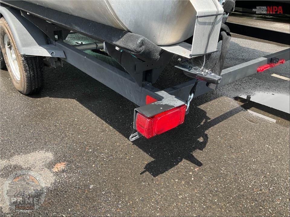 2024 Sun Tracker PARTY BARGE 22DLX L=22/ E=1-150HP MERCURY OB — фото 29