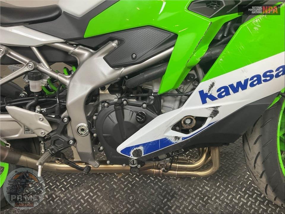 2024 Kawasaki NINJA ZX-4RR 40TH ANNIVERSARY EDITION ABS — фото 6