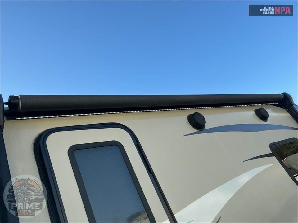 2019 Keystone Rv M-33 SAB - COUGAR SERIES — фото 22