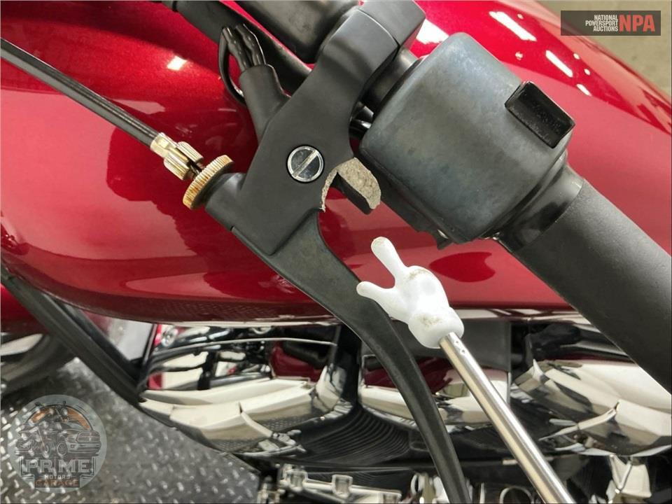 2018 Honda VT1300CX FURY — фото 25