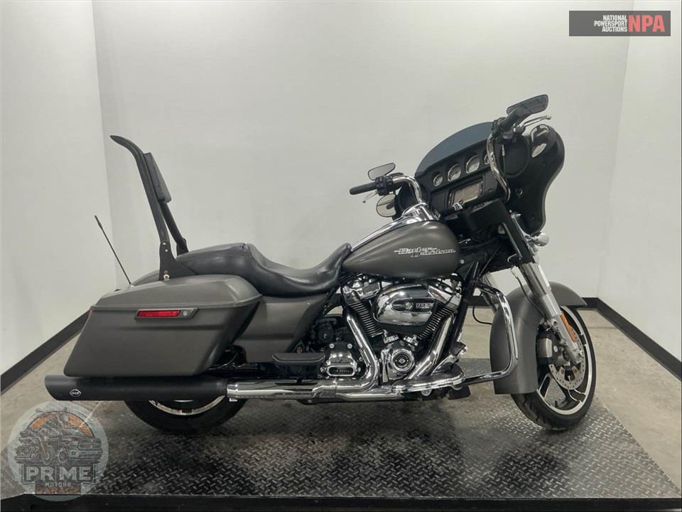 2018 Harley-Davidson FLHX STREET GLIDE — фото 1