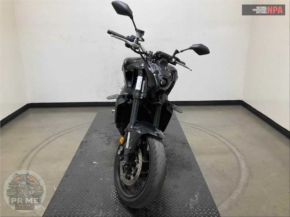 2022 Yamaha MT-09 — фото 2