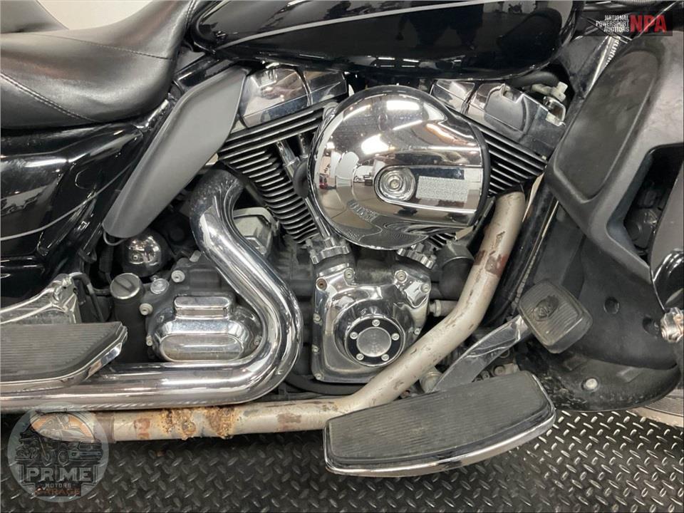 2014 Harley-Davidson FLHTK ELECTRA GLIDE ULTRA LIMITED — фото 7