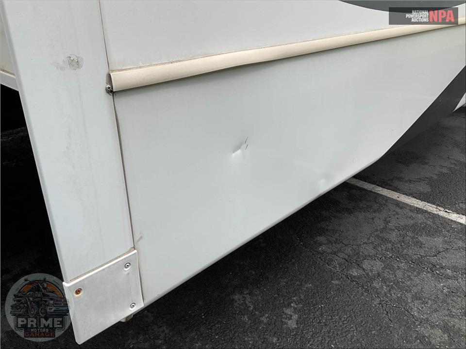 2013 Keystone Rv M-3582RL MONTANA HICKORY FIFTH WHEEL SERIES — фото 21