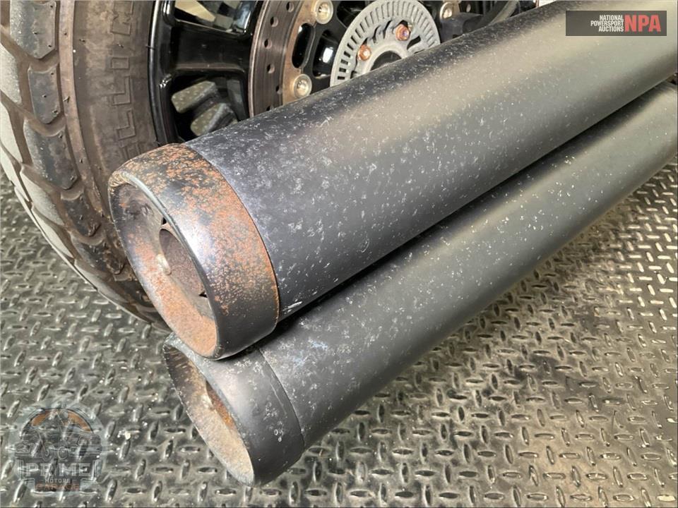 2021 Indian Motorcycle SCOUT BOBBER (ABS, BLACK SMOKE) — фото 34