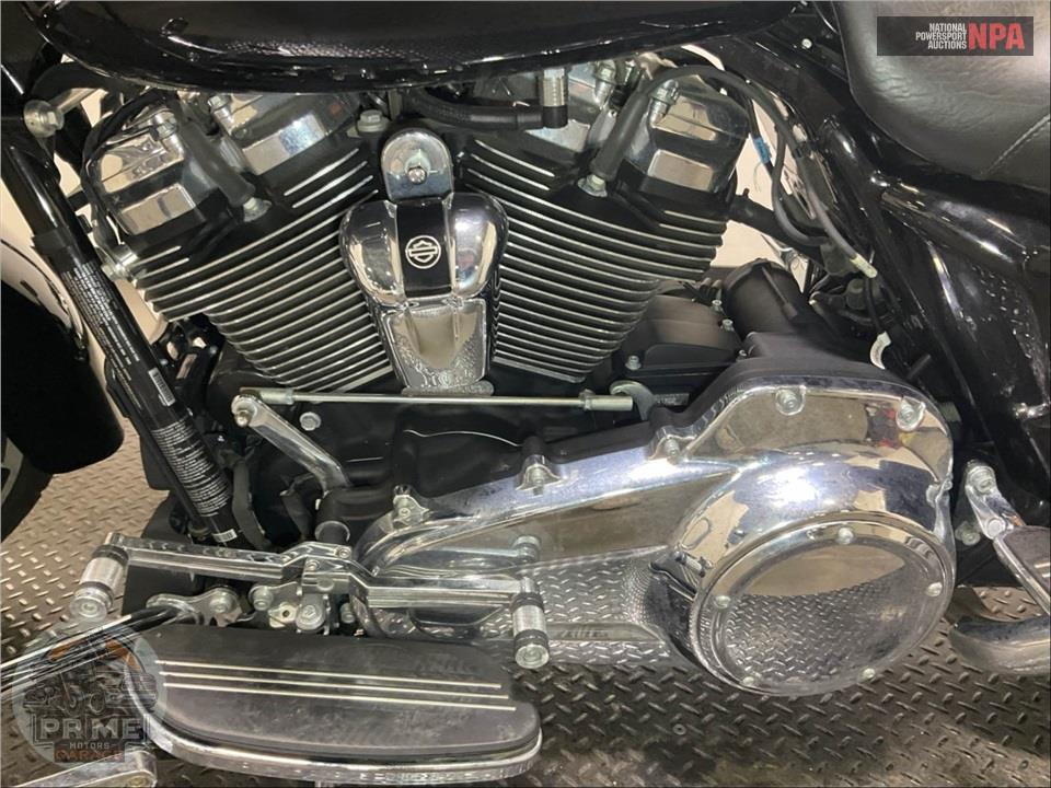 2023 Harley-Davidson FLHX STREET GLIDE — фото 7