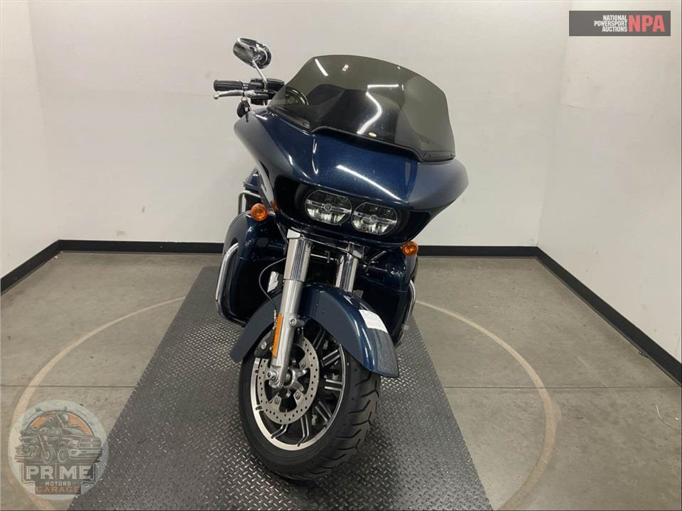 2016 Harley-Davidson FLTRU ROAD GLIDE ULTRA — фото 2