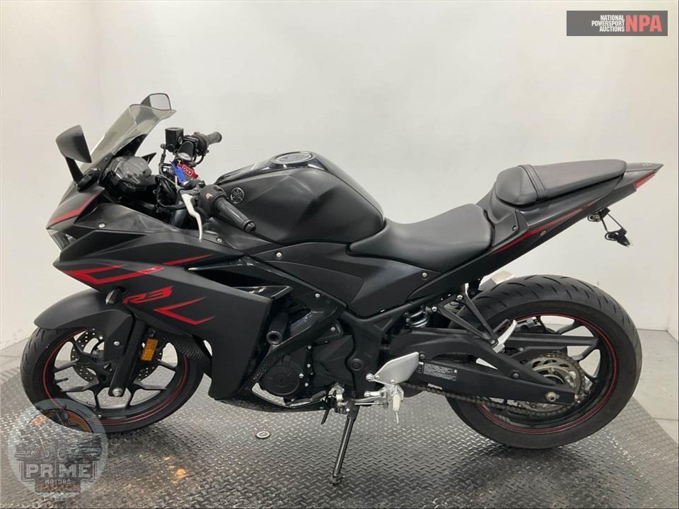 2017 Yamaha YZF-R3 — фото 21