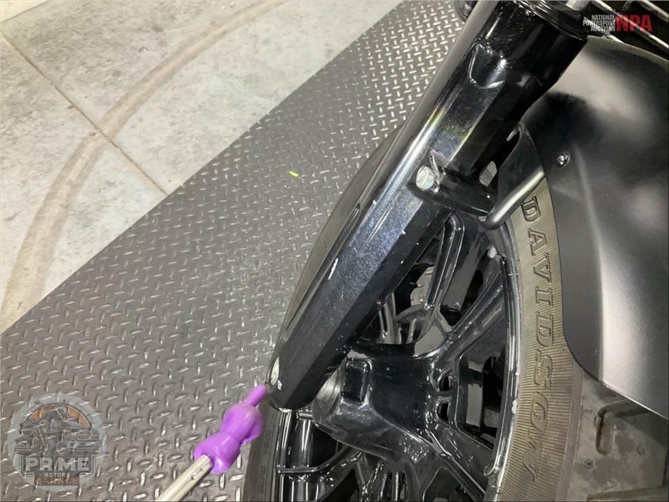 2021 Indian Motorcycle SCOUT BOBBER (ABS, BLACK SMOKE) — фото 25