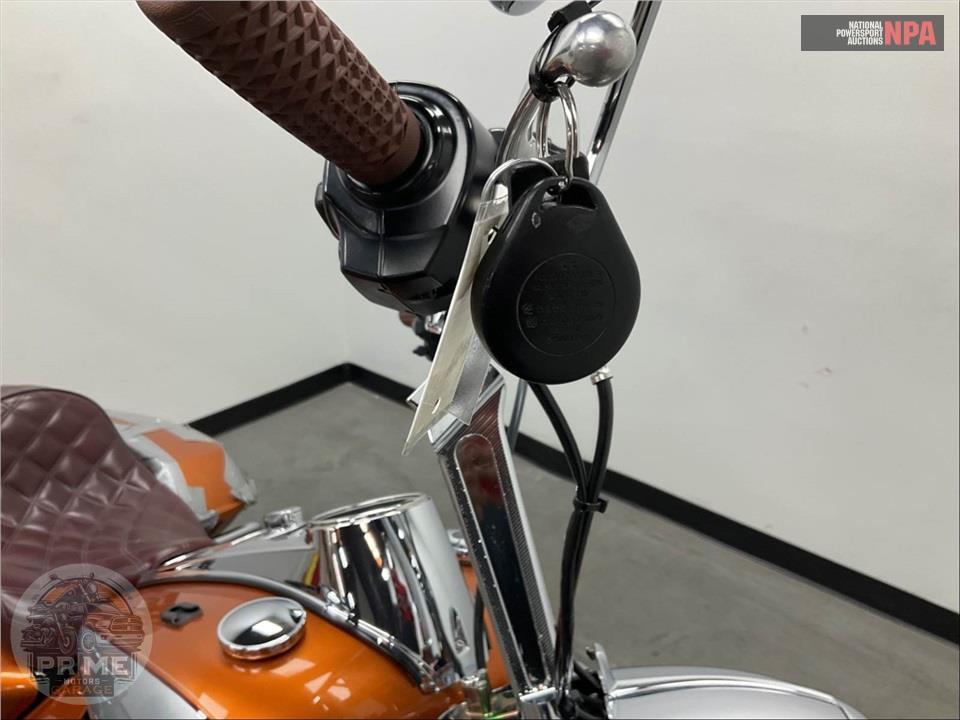 2014 Harley-Davidson FLHR ROAD KING — фото 12