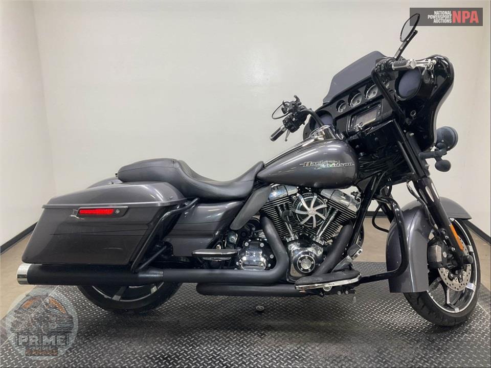 2014 Harley-Davidson FLHXS STREET GLIDE — фото 1
