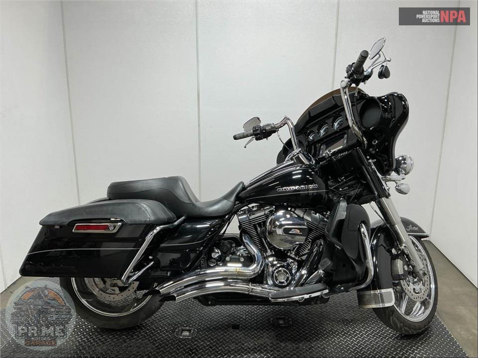 2016 Harley-Davidson FLHTK ELECTRA GLIDE ULTRA LIMITED — фото 1