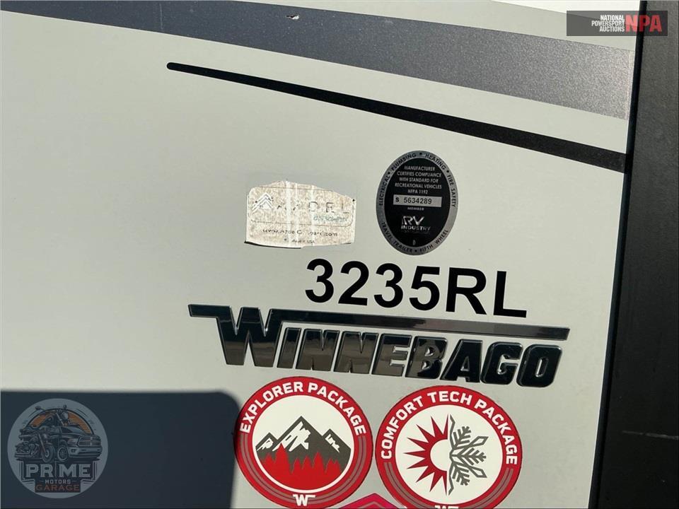 2020 Voyage By Winnebago M-3235RL - FIFTH WHEEL SERIES — фото 5