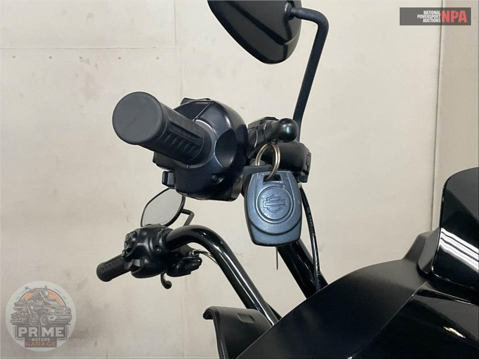 2025 Harley-Davidson FLTRX ROAD GLIDE — фото 10