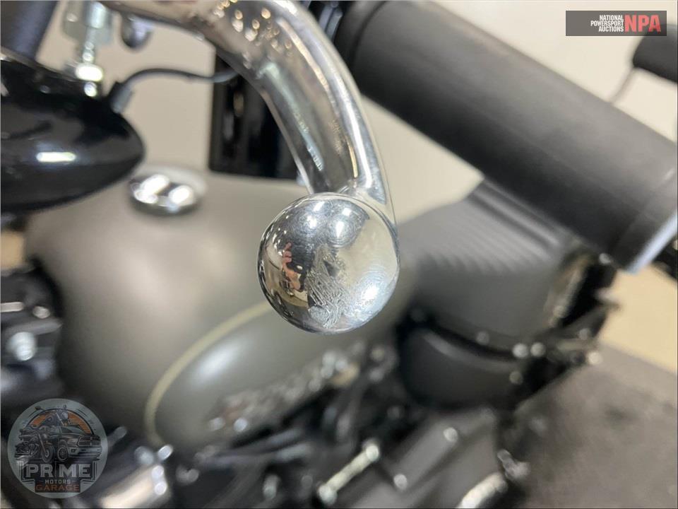 2019 Harley-Davidson FXBB STREET BOB — фото 20