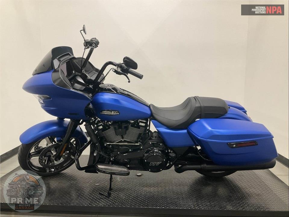 2026 Harley-Davidson FLTRX ROAD GLIDE — фото 3