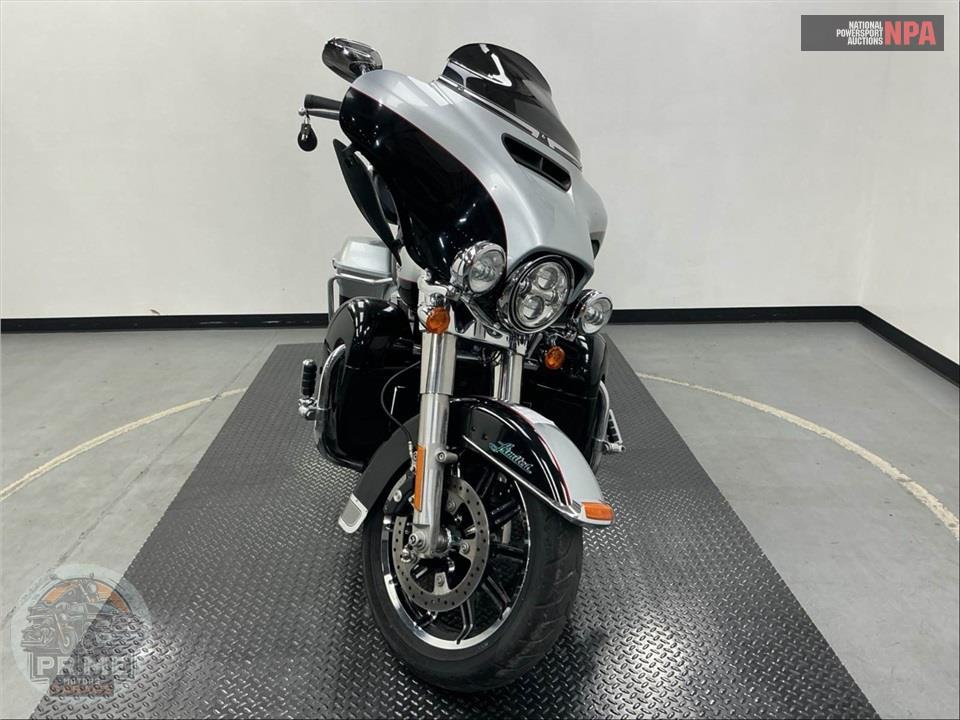 2015 Harley-Davidson FLHTK ELECTRA GLIDE ULTRA LIMITED — фото 2