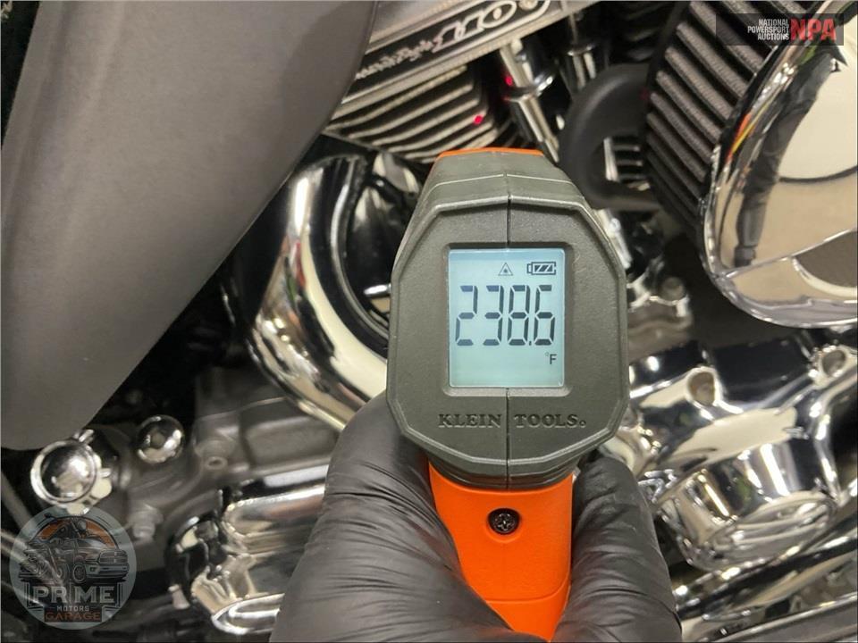 2016 Harley-Davidson FLTRUSE CVO ROAD GLIDE ULTRA — фото 8